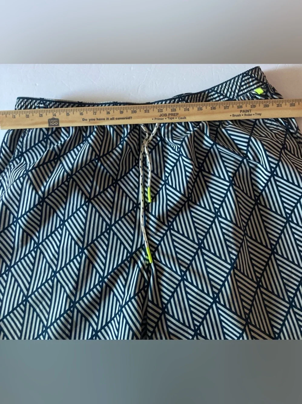 Psycho Bunny SZ XXL Navy and White Geometric Swim Trunks